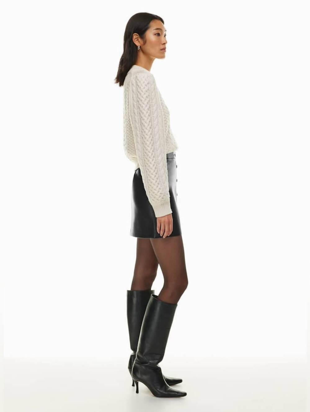 aritzia black lila skirt Wilfred vegan leather